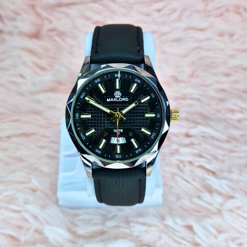 This is a Maxlord MP-004G premium analog watch