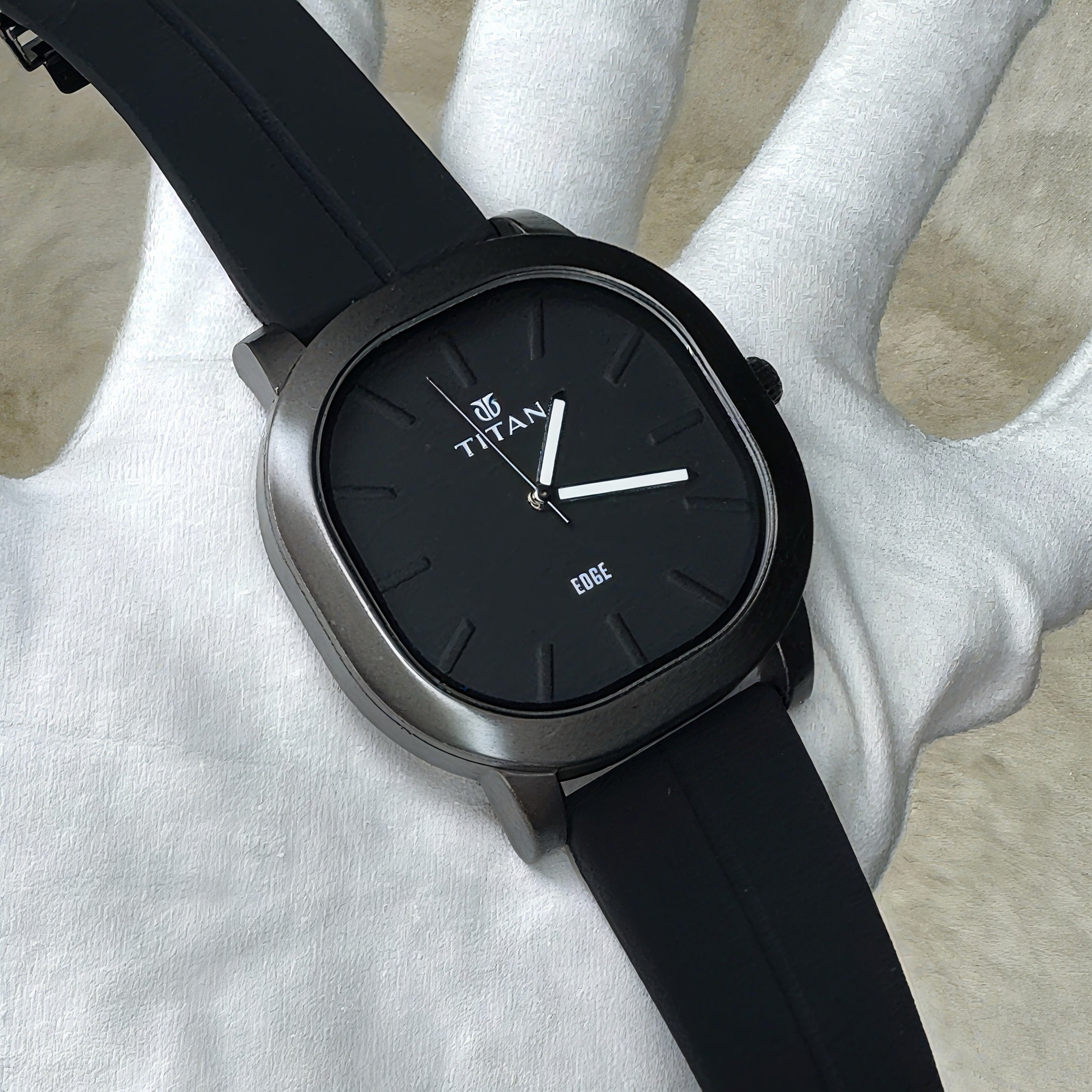 Titan brand luxury watch